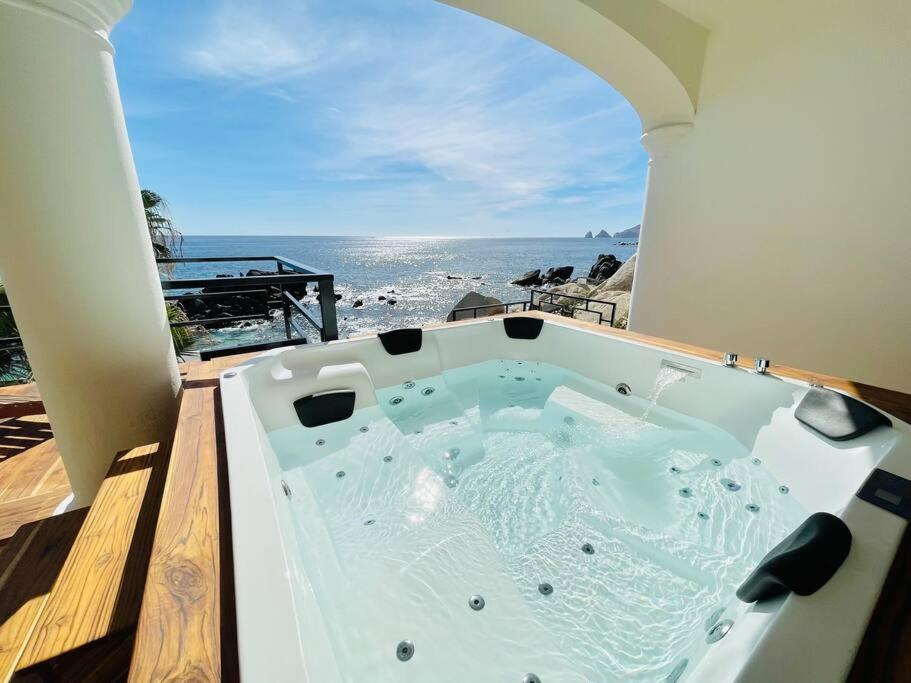 Villa Beach Front Casa Bruma Jacuzzi With Massage Cabo San Lucas Exterior foto